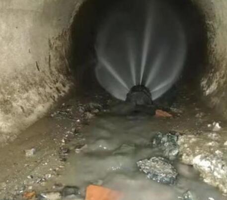 扎兰屯市政管道清淤